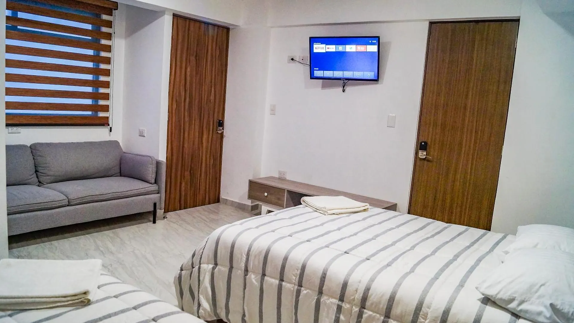 3 Habitaciones, Centro Expositor Puebla Apartmán